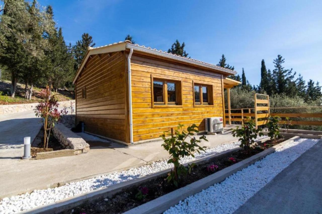 Agrelia Homes Dragano Exterior photo